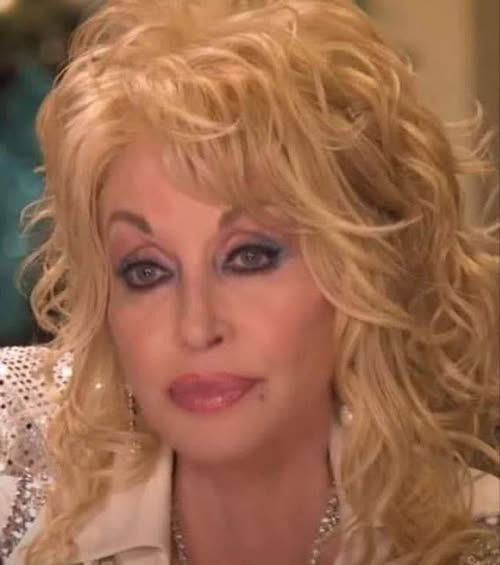 With heavy hearts… 💔 Dolly Parton needs our prayers and support